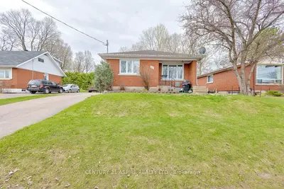 Detached in Pembroke