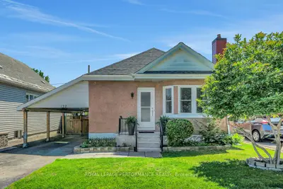 Detached in Vanier and Kingsview Park