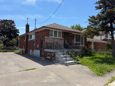 Detached in Hamilton