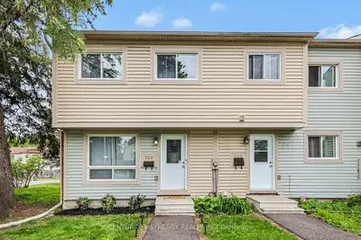 Condo Townhouse in Orleans - Cumberland and Area
