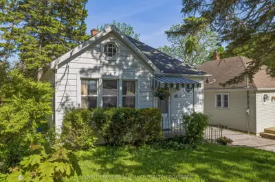 59 Beverley Street, Kingston, On K7l 3y5