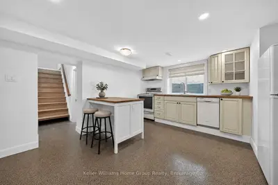 Detached in Guelph