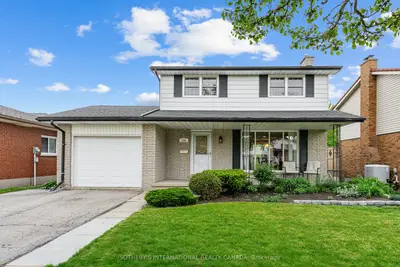 Detached in Kitchener