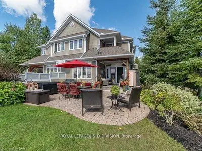 Semi-Detached in Huntsville