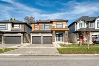 Detached in London North