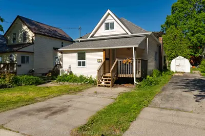 Detached in St. Thomas