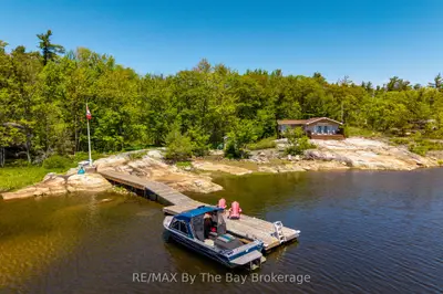 6980 Island 1810/bone Island, Georgian Bay, On L0k 1e0