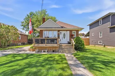 86 Clare Avenue, Port Colborne, On L3k 5h4