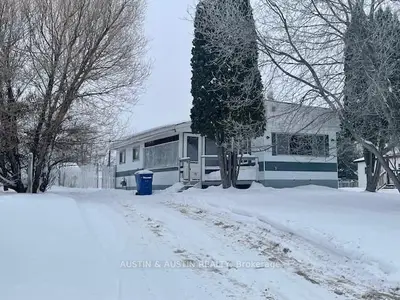 MobileTrailer in Dryden