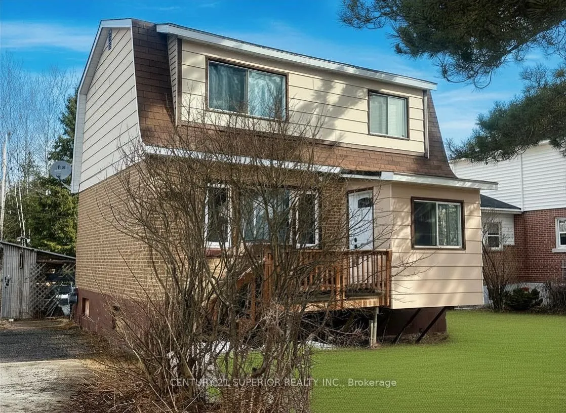 Detached in Red Rock