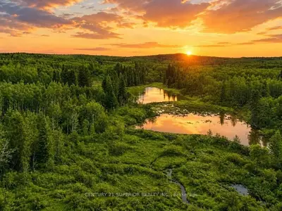 N 1/2 L 10 Centre Road, Thunder Bay Remote Area, On P0t 1x0
