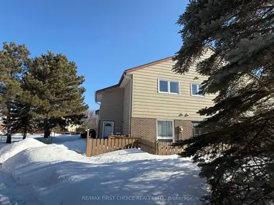 Condo Apartment in Thunder Bay