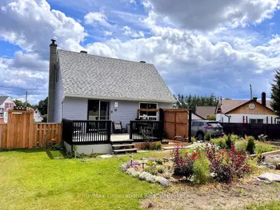 18 Swallow Drive, Manitouwadge, On P0t 2c0