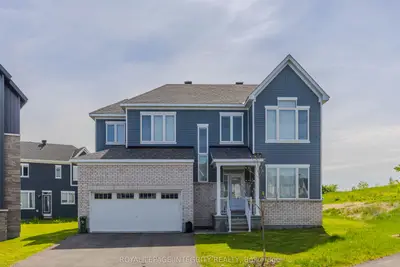 Detached in Barrhaven
