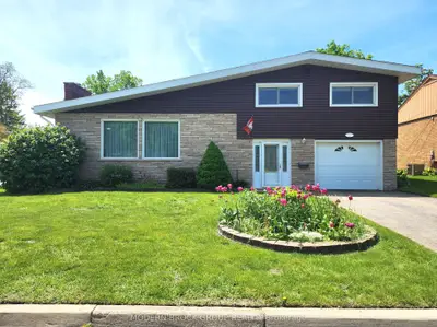 Detached in Brockville