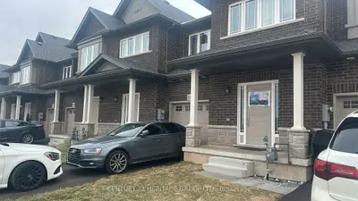 Att/Row/Townhouse in Hamilton