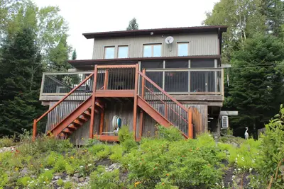1082 Green Lake Road, Algonquin Highlands, On K0m 1s0