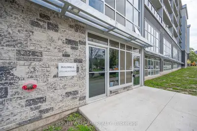 Condo Apartment in Waterloo