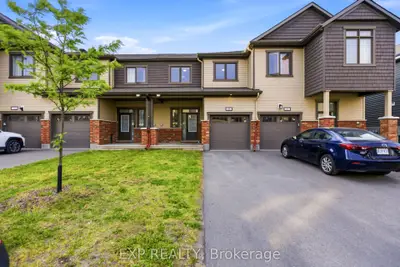 Att/Row/Townhouse in Barrhaven