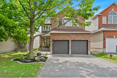 Detached in Barrhaven