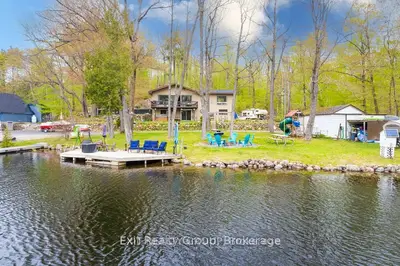 Detached in Frontenac