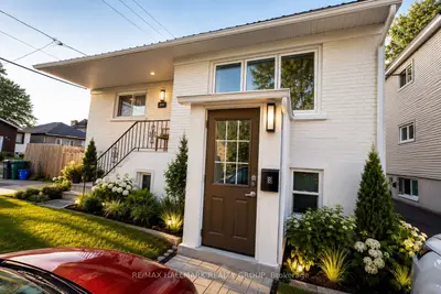241 Ferland Street B, Vanier And Kingsview Park, On K1l 7t5