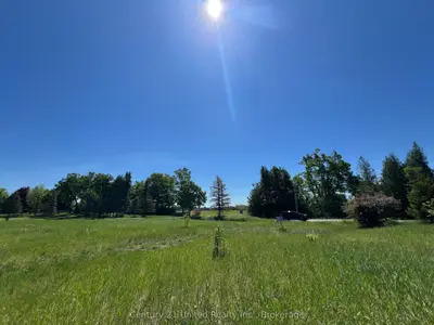 1784 7th Line, Selwyn, On K9j 6x5