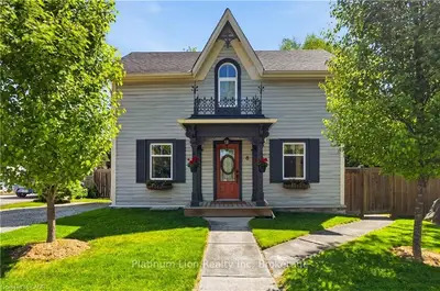 Detached in Brant