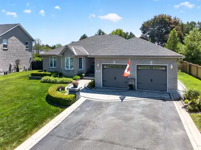 Detached in Kingston
