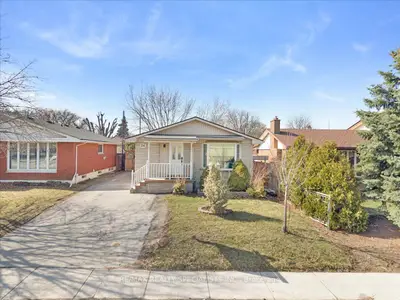 Detached in Hamilton
