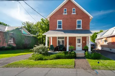 Detached in Pembroke