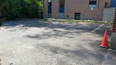 909 Adelaide Street N, London East, On N5y 2m6