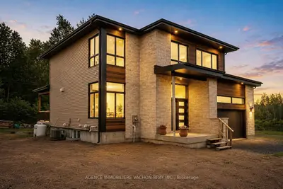 3814 Lakeside Drive, South Glengarry, On K0c 1z0