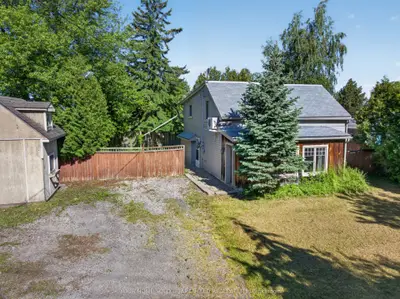 126 Mountain Street, Grimsby, On L3m 4e7