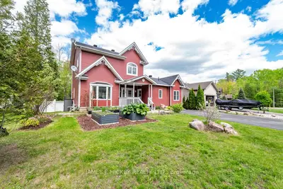 89 Hillcrest Avenue, Deep River, On K0j 1p0
