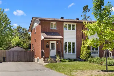 Semi-Detached in Britannia Heights - Queensway Terrace N and Area