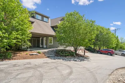 1 Tree Tops Lane 101, Huntsville, On P1h 1a9