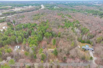 Detached in Bracebridge