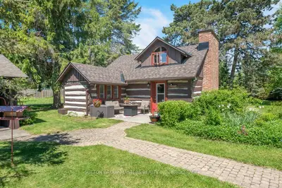 Detached in Loyalist