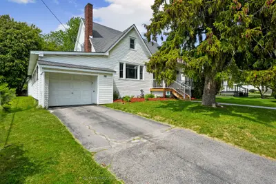 28 King Street W, Cramahe, On K0k 1s0