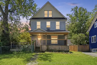 Duplex in Fort Erie