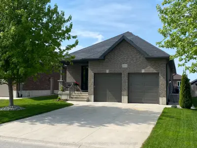 404 Devonshire Road, Saugeen Shores, On N0h 2c3
