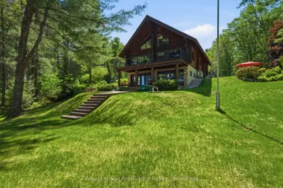 Detached in Frontenac
