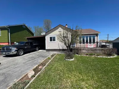3 Falcon Drive, Manitouwadge, On P0t 2c0