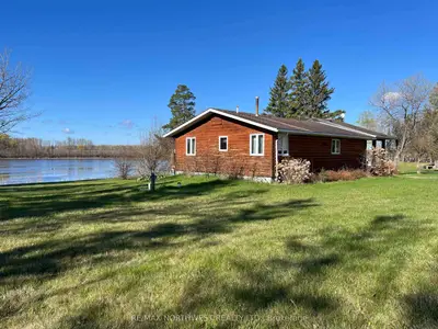 Detached in Dawson