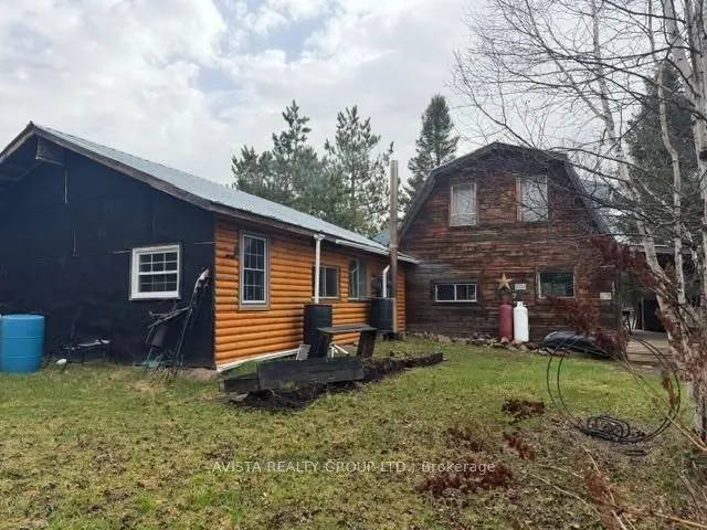 Detached in Thunder Bay Remote Area