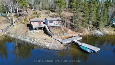 Detached in Kenora