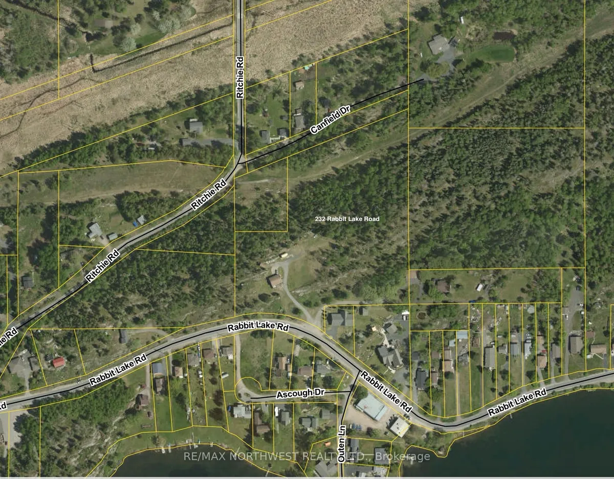 Detached in Kenora