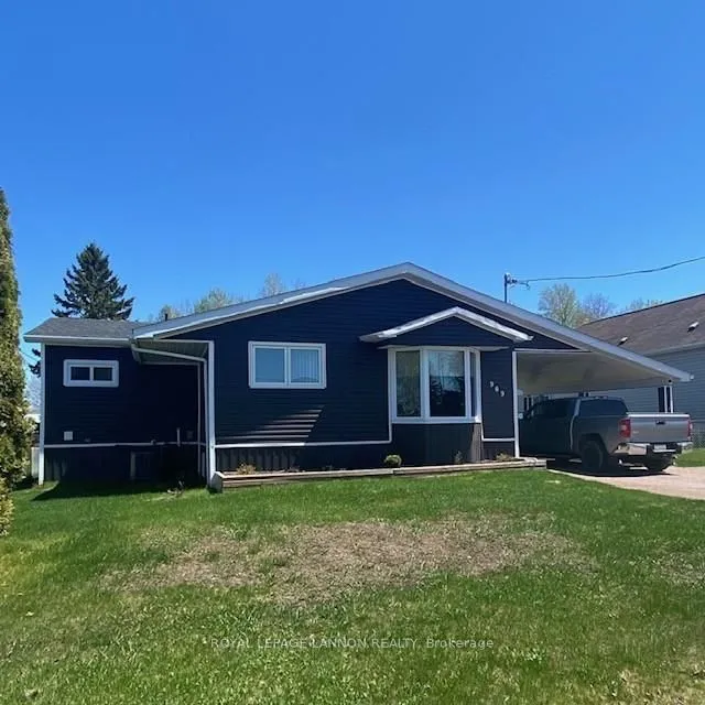 Detached in Greenstone