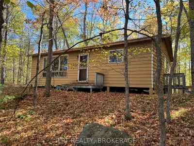 500 Yvon Lane, Rideau Lakes, On K0g 1x0